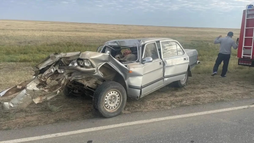 «Біреуі полиция қызметкері»: Батыс Қазақстанда жантүршігерлік жол апатынан бес адам қаза тапты